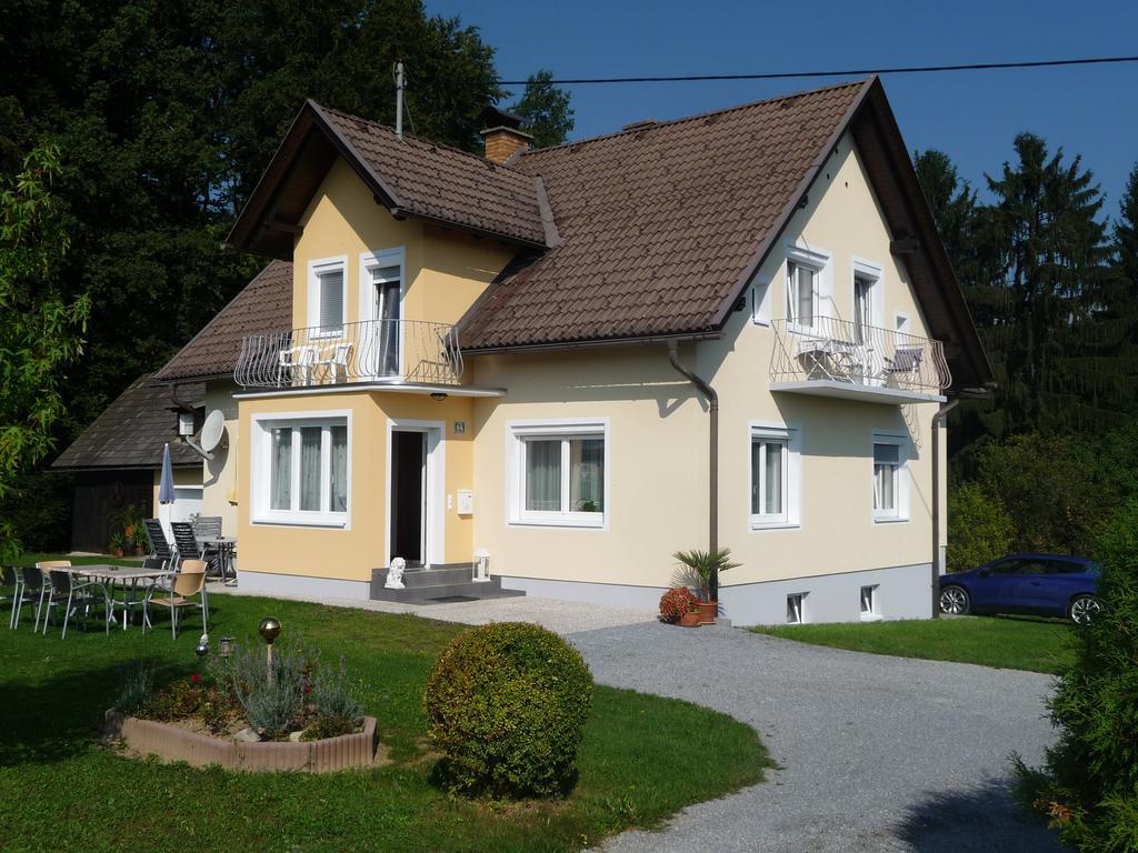 Ferienwohnungen Rasinger Schiefling am See Ruang foto